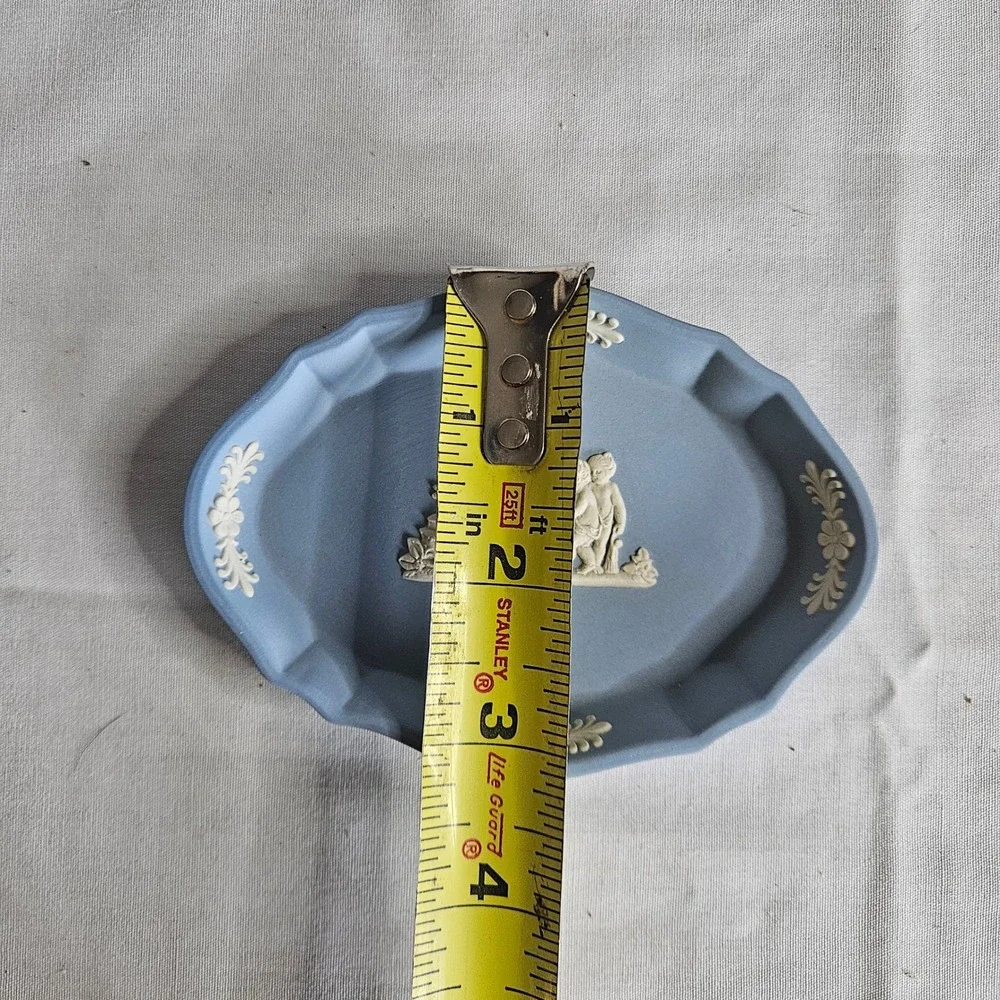 Wedgwood Jasperware Trinket Dish 4.25